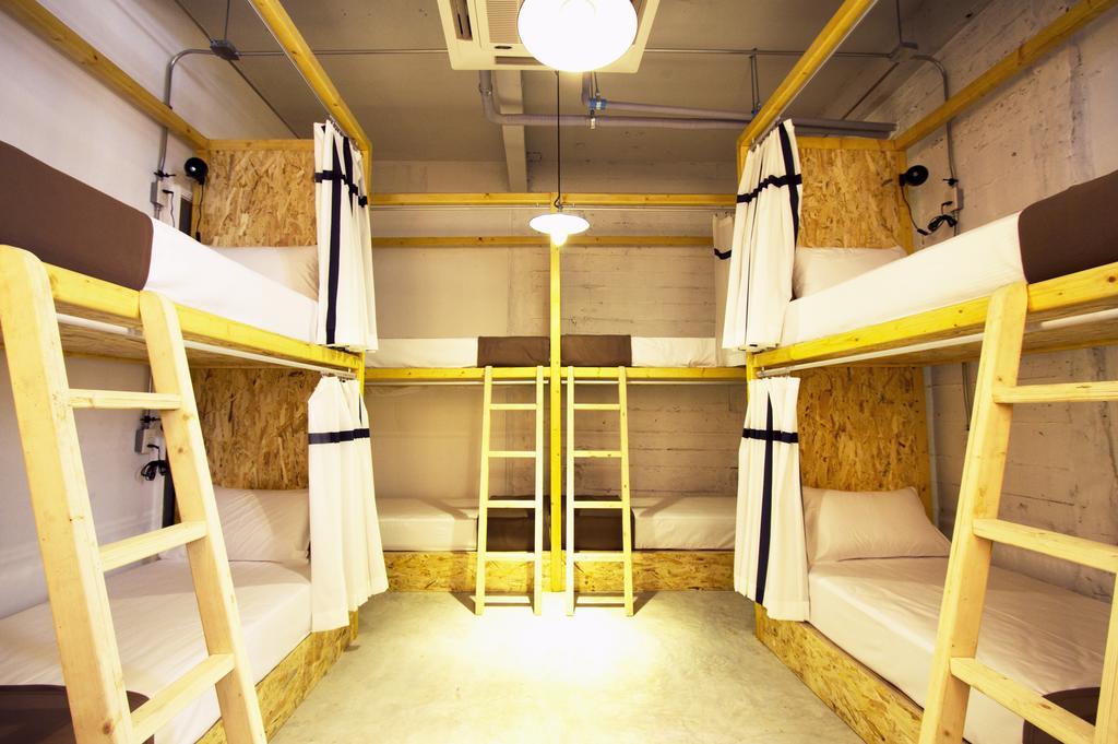 Oneday Hostel Sukhumvit 26 Bangkok Buitenkant foto