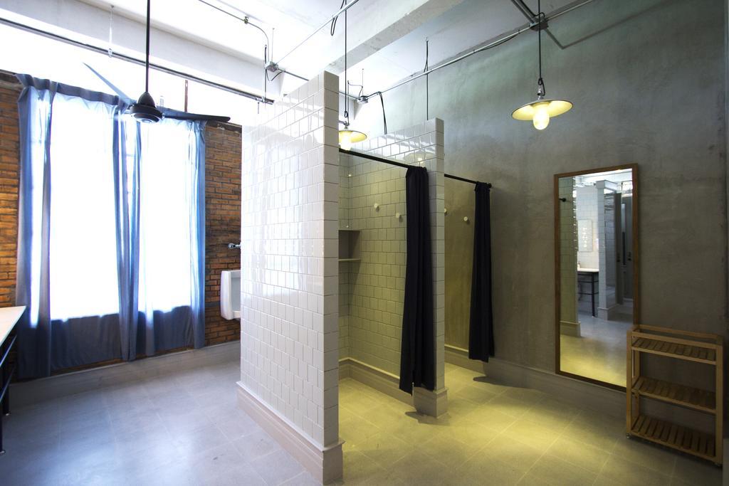 Oneday Hostel Sukhumvit 26 Bangkok Buitenkant foto